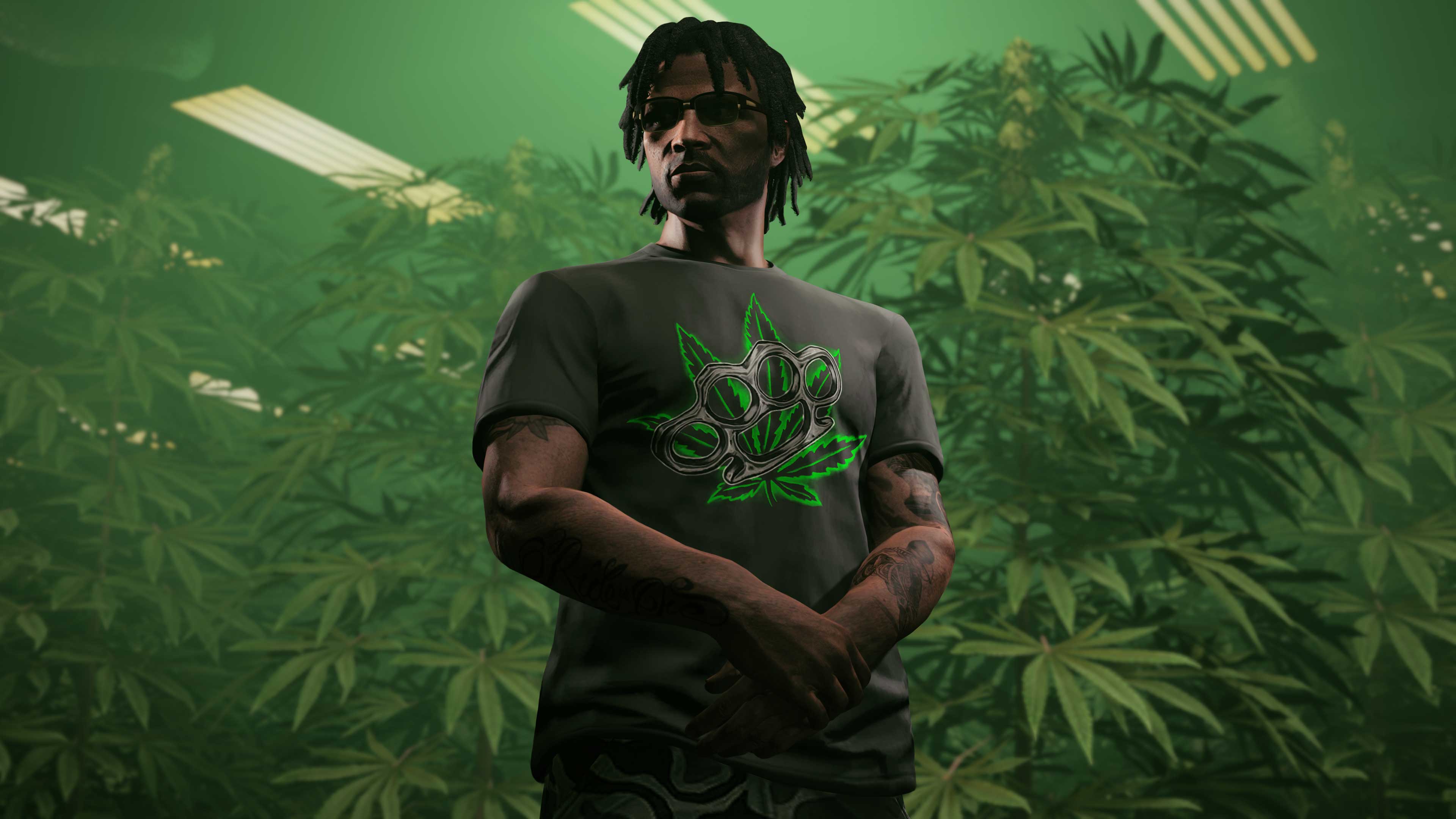 Black High Brass Tee Screenshot of a GTA Online character wearing Black High Brass Tee.