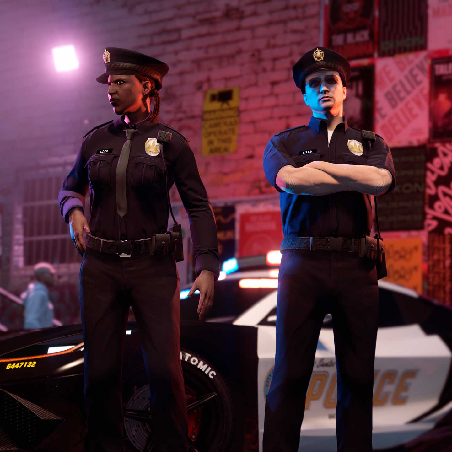 Summer LSPD Officer Outfit Screenshot of two GTA Online characters wearing Summer LSPD Officer Outfits.