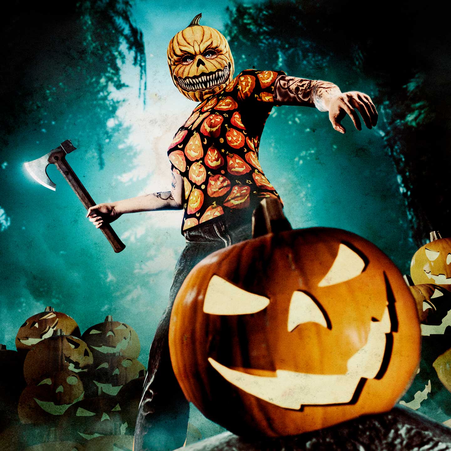 Horror Pumpkin Mask & Pumpkin Tee Screenshot of a GTA Online character wearing a Horror Pumpkin Mask and Pumpking Tee.